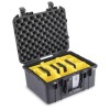 Case colour: Black,  Case interior: With padded dividers