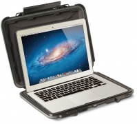 Peli 1070CC Laptop Case