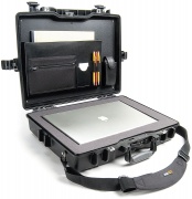 Peli 1495CC2 Laptop Case
